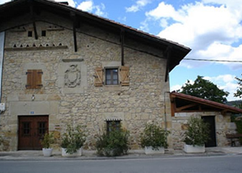 Iturmendi (Venta y alquiler de pisos, casas y otros inmuebles)